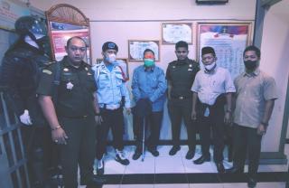Breaking News! Eks Bupati Inhil 2 Periode Indra Muchlis Adnan Ditahan Jaksa