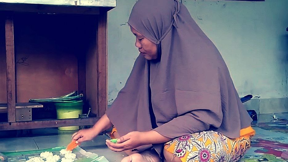 Ini Kisah Sukses Titik Insuwarti, Pemilik Rumah Produksi Rengginang Bunda Reog
