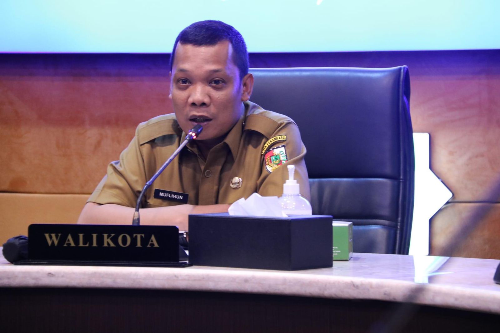 Atasi Banjir, Pj Wali Kota Perintahkan Para Camat Imbau Pemilik Ruko Sediakan Tong Sampah