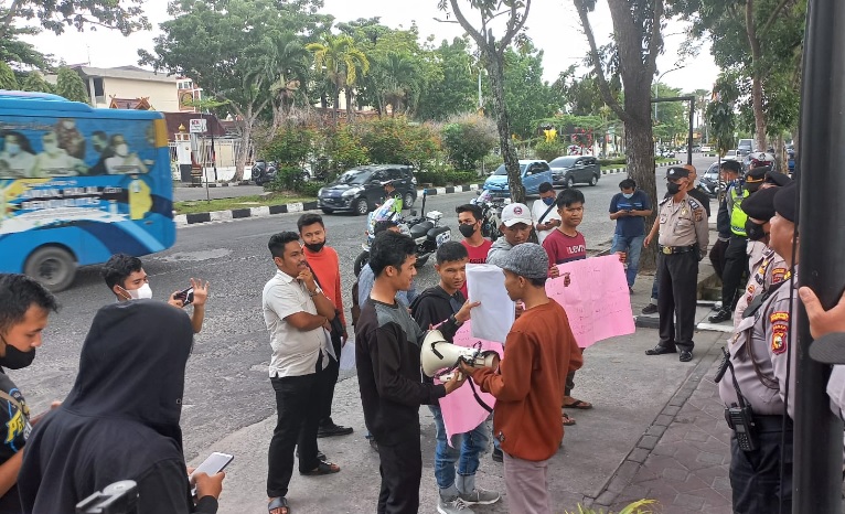 ASPEMARI Tuding Sejumlah Pimpinan Bank Riau Kepri Terima Fee Ilegal dari Kredit Fiktif Rp 5 Miliar
