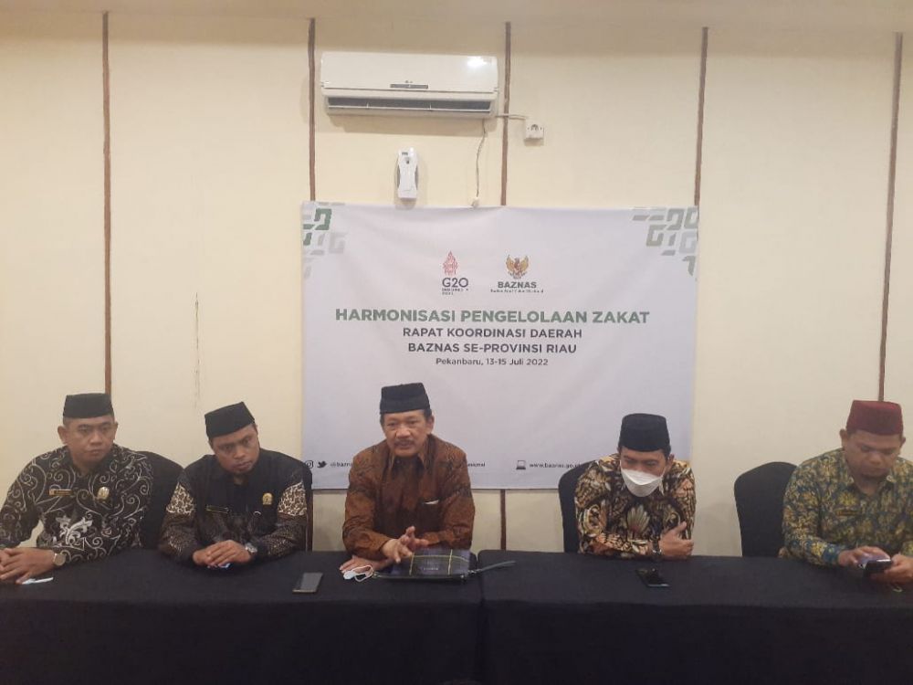 Baru Sampai Juli, Target Pengumpulan Zakat di Riau Sudah Tercapai
