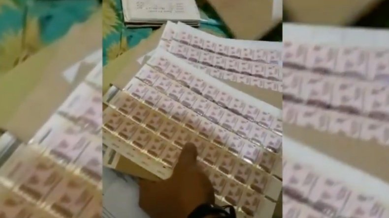 Polisi Gerbek Rumah Pencuri 150.000 Materai Milik PT Pos Indonesia