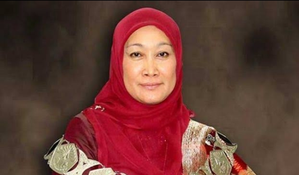 Kenalkan Prof DR Sri Indarti, Wanita Pertama Jadi Rektor UNRI