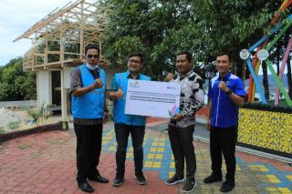 Dukung Desa Wisata Kampar, PLN Berikan Bantuan Pokdarwis Puncak Kompe