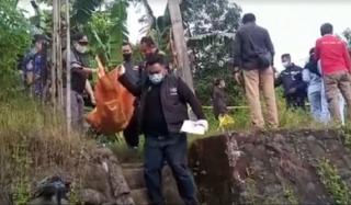 Sadis! Diduga Dendam, Pasutri Bunuh Lansia Pakai Batu Bata dan Pisau Dapur