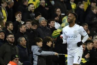 Chelsea Bungkus Transfer Raheem Sterling dari Manchester City