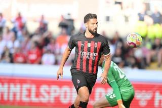 Olivier Giroud Dua Gol, AC Milan Bungkam Koln 2-1