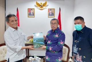 Bahas Gambut, Gubernur Riau Bertemu Kepala BRGM RI