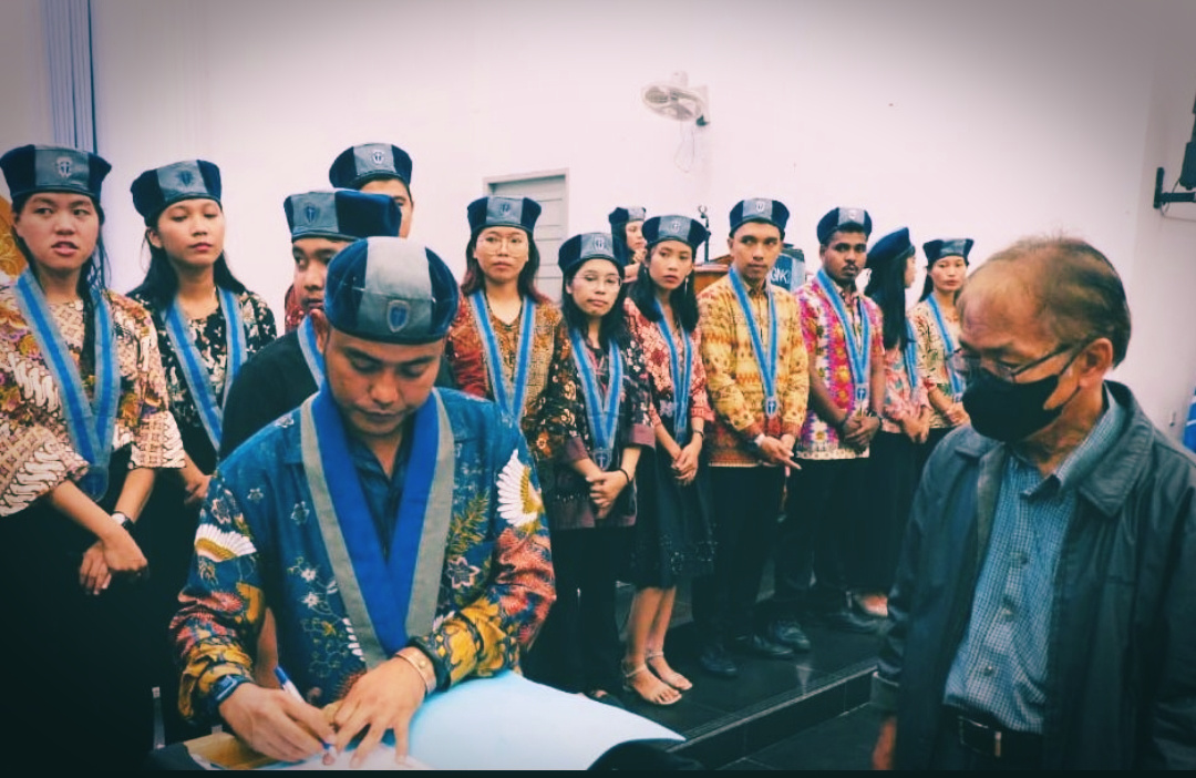 Ketum GMKI Lantik Pengurus Pekanbaru, Senior: Dipuji Tidak Terbang, Dihina Tidak Tumbang..