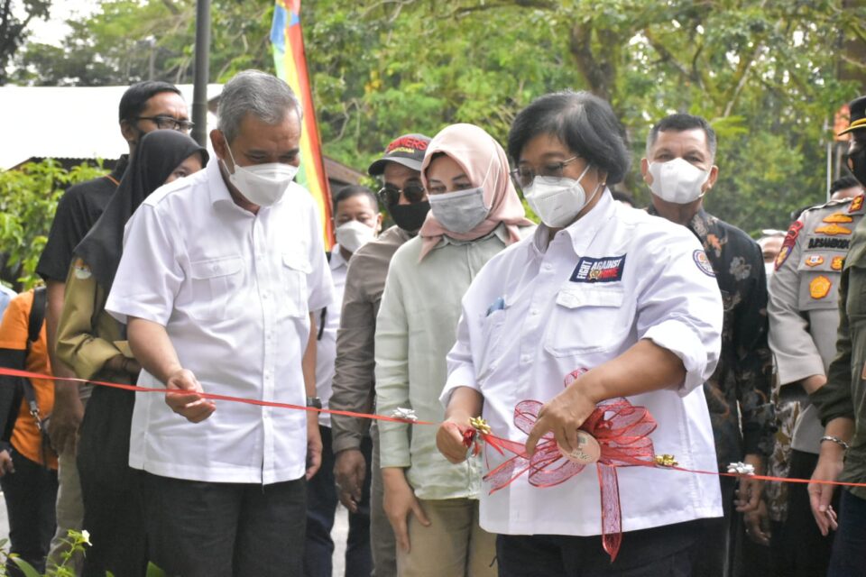 Menteri LHK Siti Nurbaya Resmikan Taman Edukasi BPSI LHK Kuok