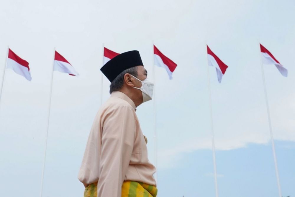 Gubri Apresiasi Skadud 16 Lanud Roesmin Nurjadin dan Bendera Merah Putih Berkibar di Laut Rupat
