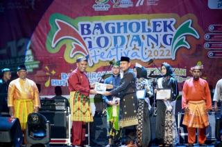 Resmi! Pj. Bupati Kampar Buka Bagholek Godang FestivalÂ 