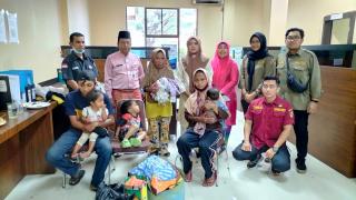 Dinsos Beri Layanan Identitas Anak pada Pengemis yang Terjaring Razia
