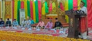 Hari Masyarakat Adat Sedunia, Gubri dan Wagubri Hadiri Helat LAMR