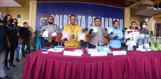 Polresta Pekanbaru Musnahkan Psikotropika Jenis Pil, Ekstasi dan Sabu-Sabu Hasil Peredaran Gelap