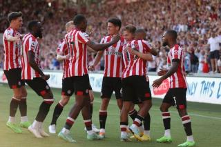 Lawan Brentford, Manchester United Dibantai dengan Skor 4-0