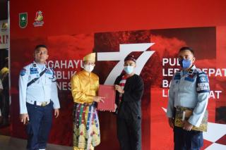 Terima Remisi Hari Kemerdekaan, 18 Warga Binaan Rutan Pekanbaru Bebas