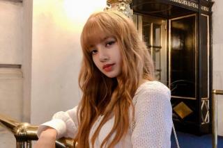 Lisa BLACKPINK Dituding Plagiat Rihana di Video Klip 