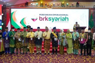 Pj Bupati Kampar Kamsol Hadiri Launching Bank Riau Kepri Syariah oleh Wapres KH Maâ€™ruf Amin
