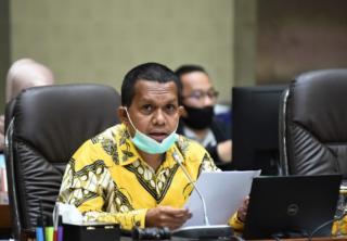 DPR Minta Penghapusan Tenaga Non-ASN Harus Dirumuskan dengan Baik