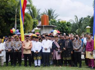 Kamsol Hadiri Halal Bihalal dengan Persukuan Domo Kenegerian Rumbio