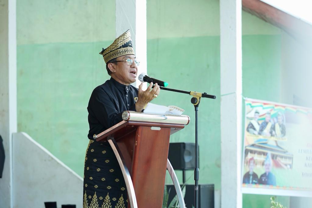 Bupati Wardan Harapkan LAMR Jadi Pemersatu Suku di Masyarakat