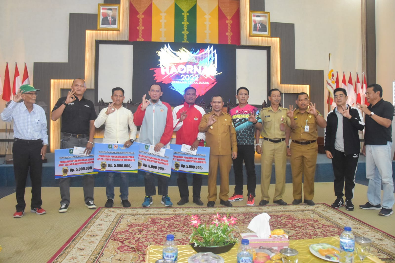 Peringati HAORNAS, Pemkab Bengkalis Beri Penghargaan Empat AtletÂ