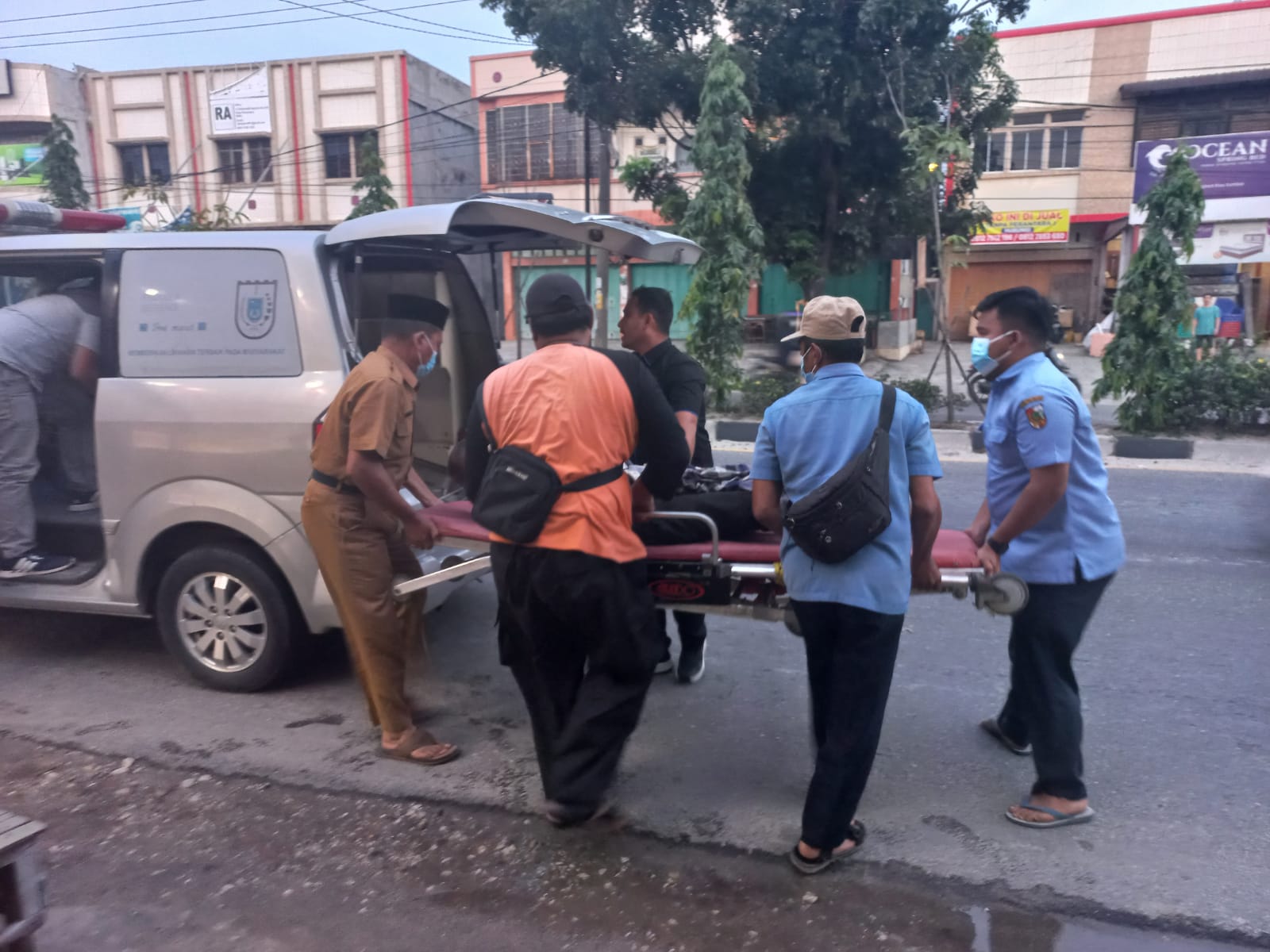 TRC Dinas Sosial Evakuasi Satu PPKS ke Rumah Sakit