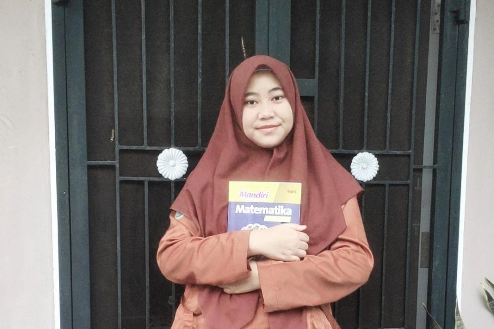 Keren! Qanita Ulya Siswi MAN 2 Pekanbaru Raih 5 Medali Emas di OSPAN 2022