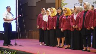 Asisten I Setdako Pekanbaru Lantik Pengurus Human Capital Pekanbaru Riau 2022-2024