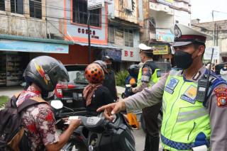 300 Kendaraan Terjaring Razia Saat Operasi Penertiban Pajak di Dumai