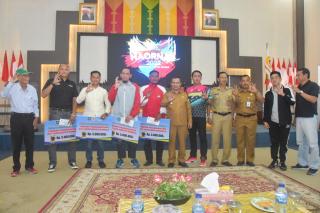 Peringati HAORNAS, Pemkab Bengkalis Beri Penghargaan Empat AtletÂ 