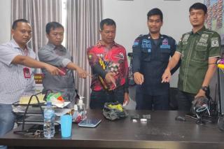 Petugas Rutan Siak Temukan Sabu Terbungkus di Potongan Sandal