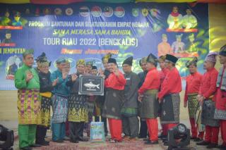 Investor Singapura Minat Investasi Batik Desa Teluk Latak Bengkalis