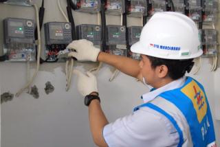 Pemerintah Salurkan Bantuan Pasang Listrik Baru ke 83.000 Rumah Masyarakat Kurang Mampu