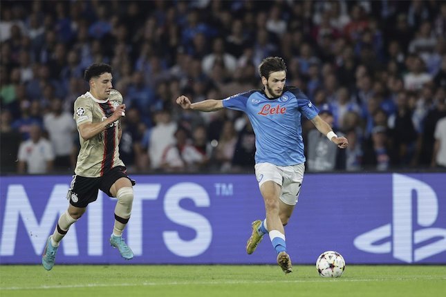 Liga Champions: Napoli Hajar Ajax Amsterdam dengan Skor 4-2