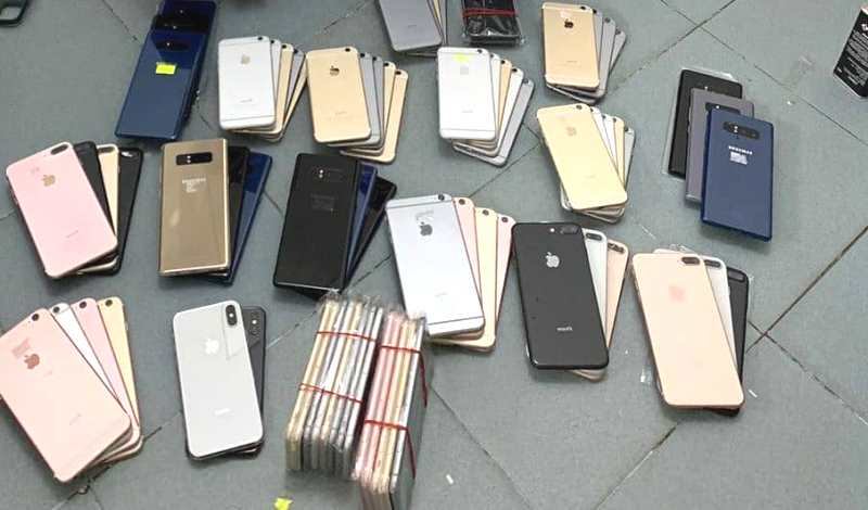 Rugikan Negara, Hape Tidak Resmi Marak Beredar di Kota Pekanbaru