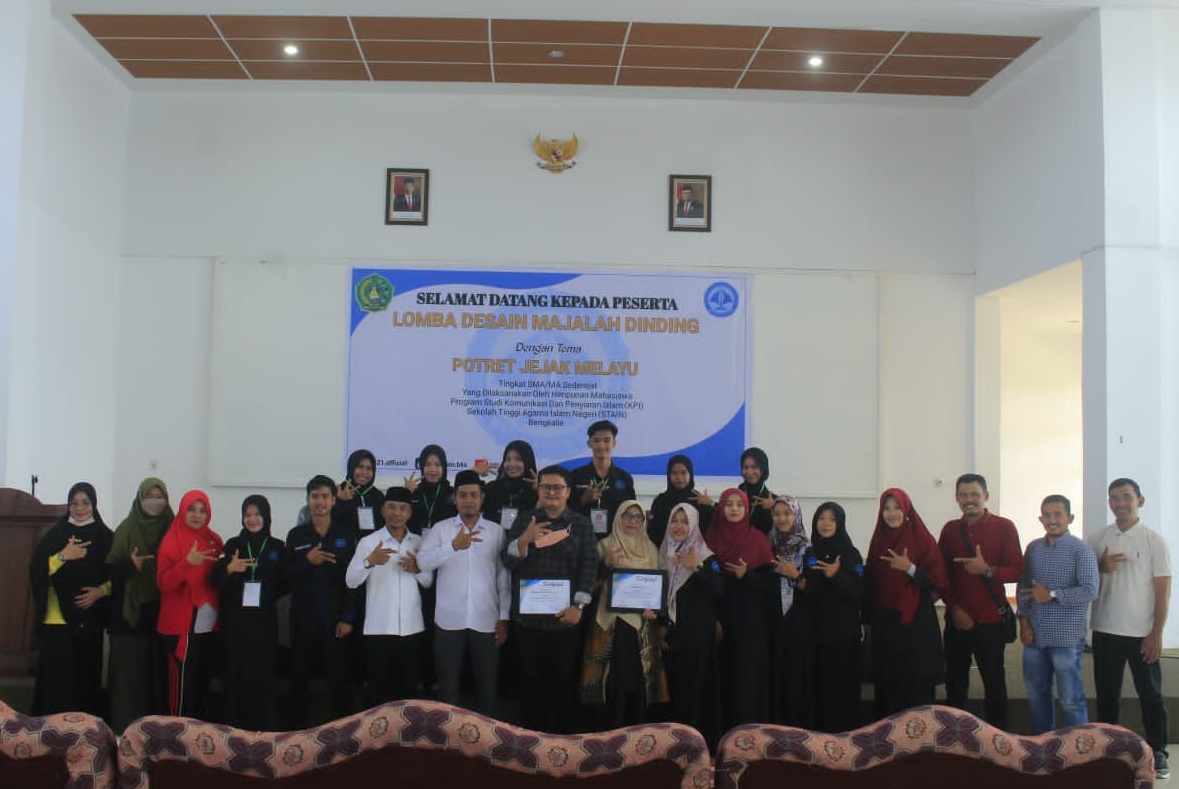 KPI STAIN Taja Desain Mading SLTA se-Kabupaten Bengkalis