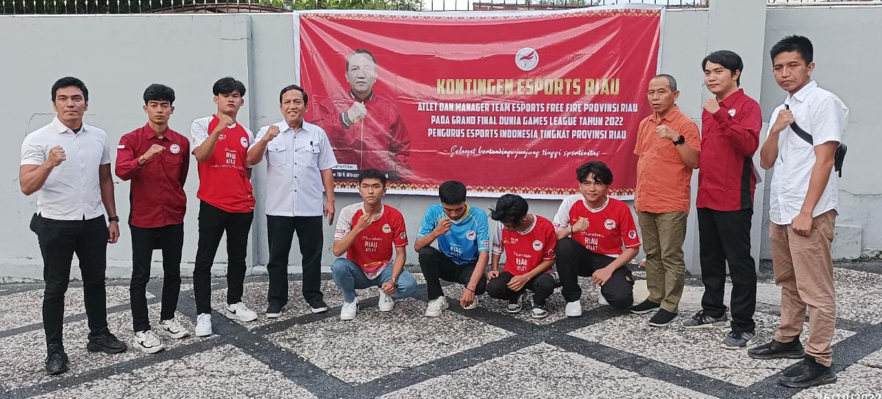 Pengprov ESI Riau Lepas Atlet Team Free Fire Menuju Grand Final Dunia Games League 2022