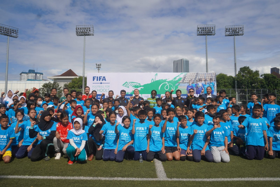 Ketum PSSI Hadiri FIFA Football for School