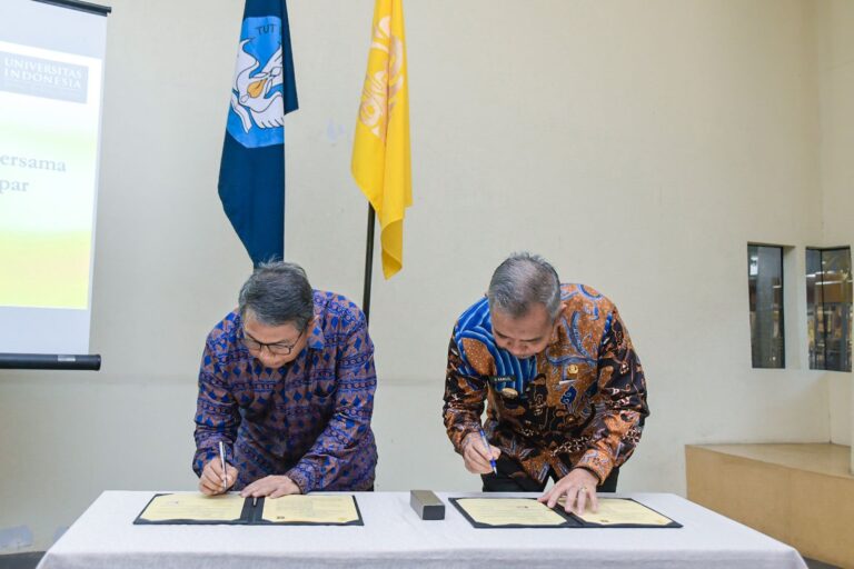 Pj Bupati Kampar Teken MoU dengan Universitas Indonesia