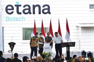 Pertama di Asia Tenggara, Presiden Jokowi Resmikan Pabrik Vaksin COVID-19 Berbasis mRNA