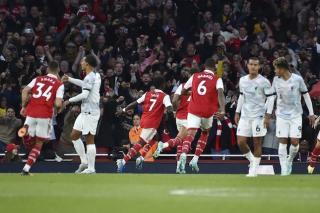 Premier League: Kalahkan Liverpool, Arsenal kembali ke Puncak Klasemen