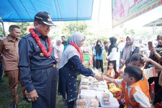 Bupati dan Bunda PAUD Sambangi â€œMarket Day Bina Insaniâ€