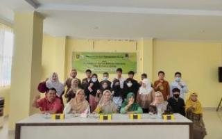 11 Mahasiswa Asing Belajar Bahasa Indonesia di FKIP UIR