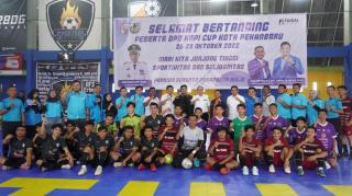 Pj Wako Buka Turnamen Futsal Piala KNPI Kota Pekanbaru, Faisal Islami: Pemuda Bersatu Pekanbaru Maju