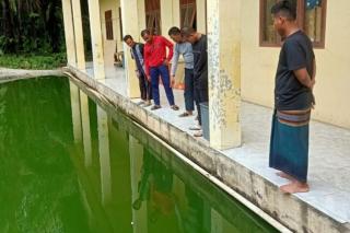 Tragis! Dihukum Berendam di Kolam Ikan, Santri di Rohul Meinggal Dunia