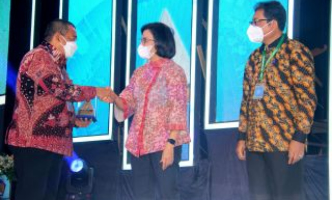 Pemprov Riau Raih Penghargaan Opini WTP 10 Tahun Berturut-turut dari Kemenkeu