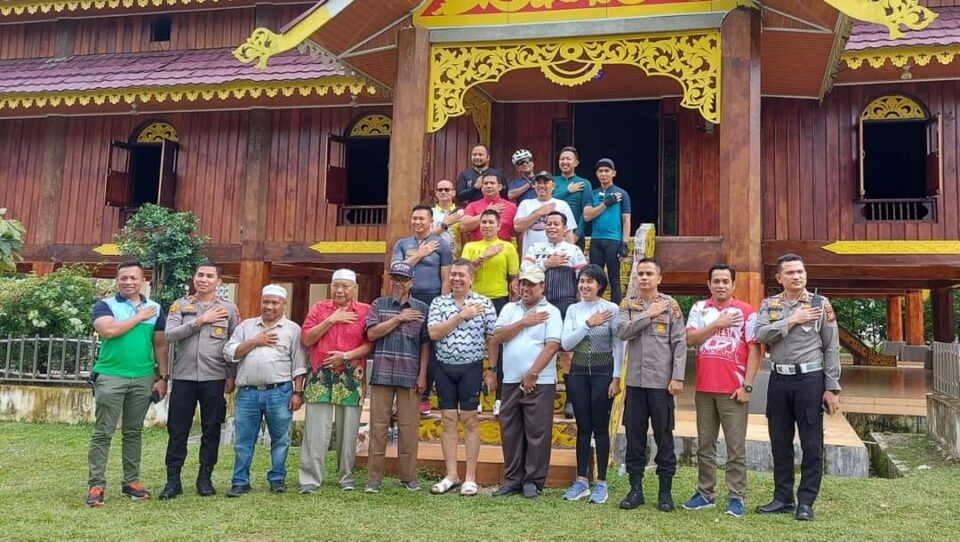Irwasda Polda Riau Uji Coba Lintas Tour De Muara Takus di Istana Kesultanan Kampa