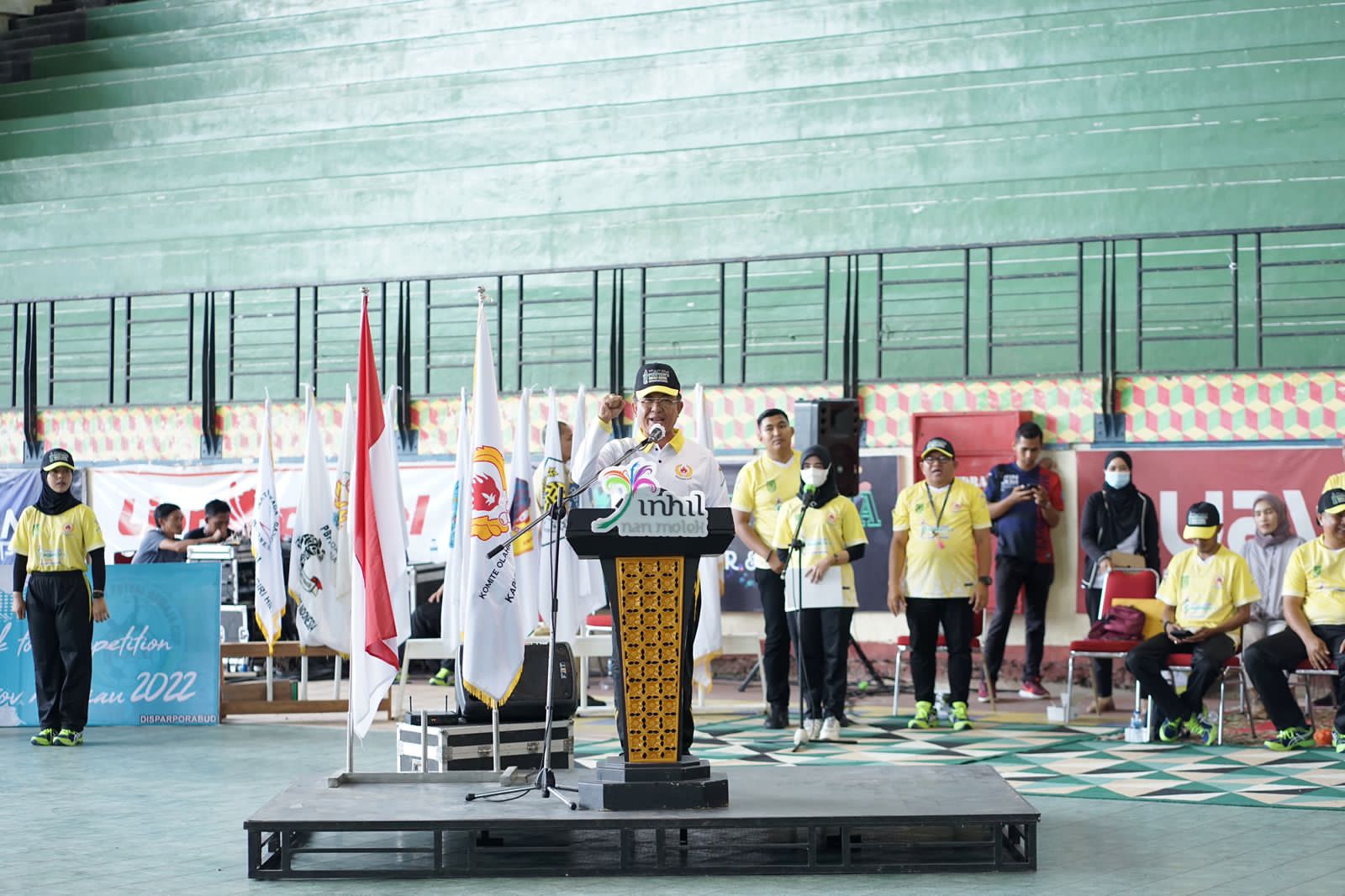 Lepas Kontingan Inhil ke Porprov Riau, Bupati Wardan Janjikan Bonus Rp 1,5 Miliar